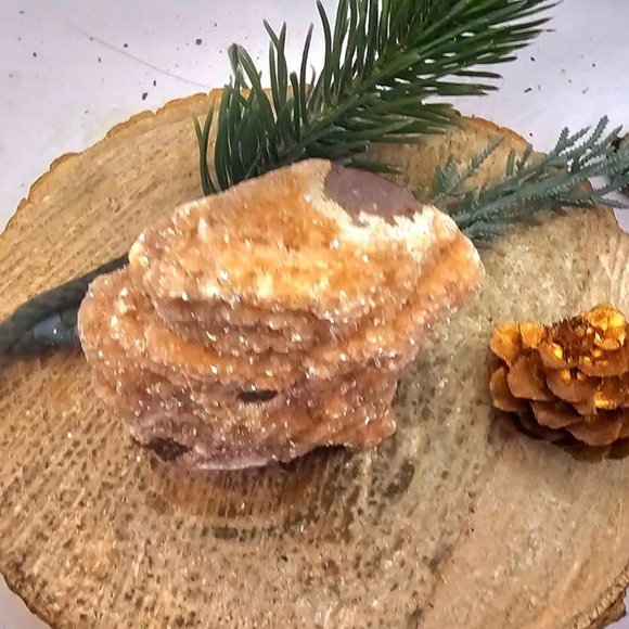 Nature Honey Crystal Cluster Hand Carved 4" Mountain House Figure - Picture 3 of 10